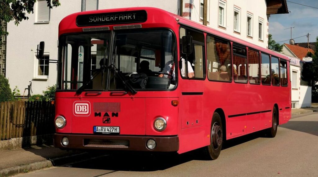 MAN Standardüberlandbus 240